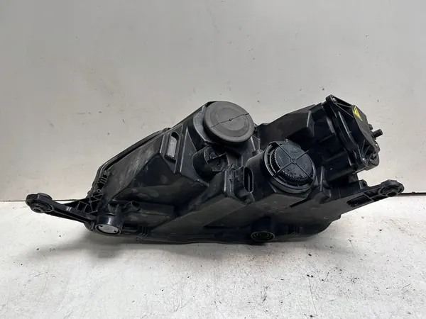 Farol esquerdo Skoda Rapid Xenon 5JB941016A image 3