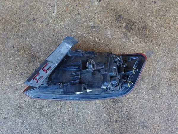 AUDI A3 8V 5D SPORTBACK LÁMPARA TRASERA IZQUIERDA 8V4945095 image 4