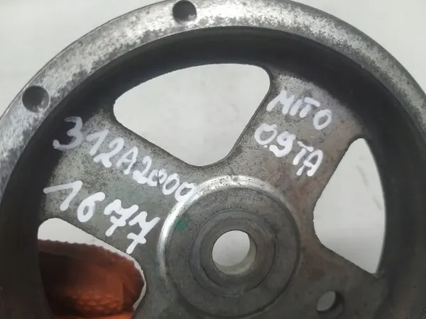 OEM 55230251 Kampiakselin hihnapyörä 0.9 TwinAir moottorille image 8