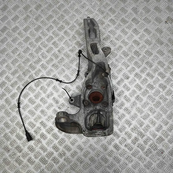 Left Front Knuckle Jaguar F-Type Coupe (X152) OEM GX533K207AB image 2