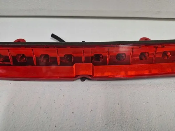 Lancia Delta 3 Luz de Freio Terceira 51810653 image 3