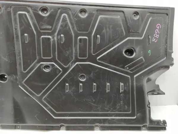 Escudo inferior dianteiro esquerdo OEM 7LE825217 - Crafter II image 3