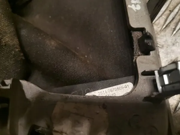 Pommeau de levier BMW OEM 7570505 pour Série 1 E81/E87 image 4