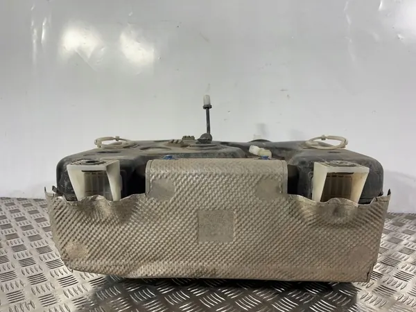 Réservoir AdBlue OEM FOB23757 pour SsangYong Rexton 2019 image 6