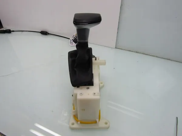 Levier de sélection OEM 46700-Q0930BB pour Hyundai Bayon image 3