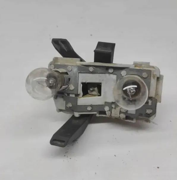 Inserto Faro Audi A4 B7 OEM 484571 con Conector image 2