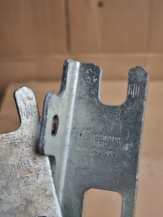 Bisagra de capó Volkswagen VW Golf VI 2009-12 Derecha image 8