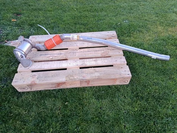 VW Golf VII 7 R 2.0 TSI Catalytic Converter 5Q0131701P image 6