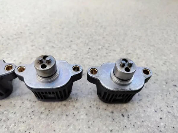 Sensor de Posição da Árvore OEM 31480174 Volvo image 4