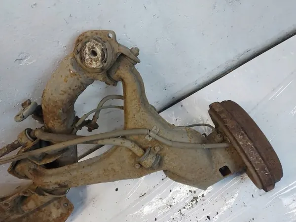 VW Golf III Mk3 Hinterachsschwinge OEM Gebraucht image 7