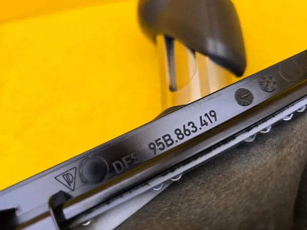 Porsche Macan pookknop OEM 95B864132A - Gebruikt image 3