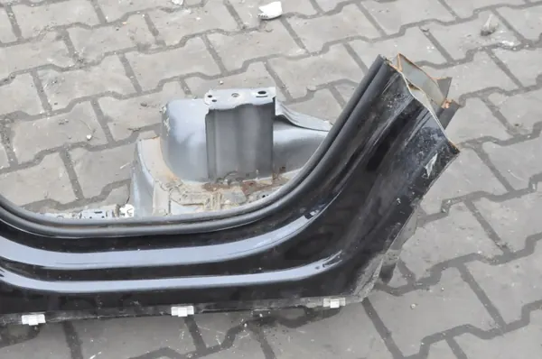 Volvo XC90 II vasen kynnyspylväs OEM 212883 image 3