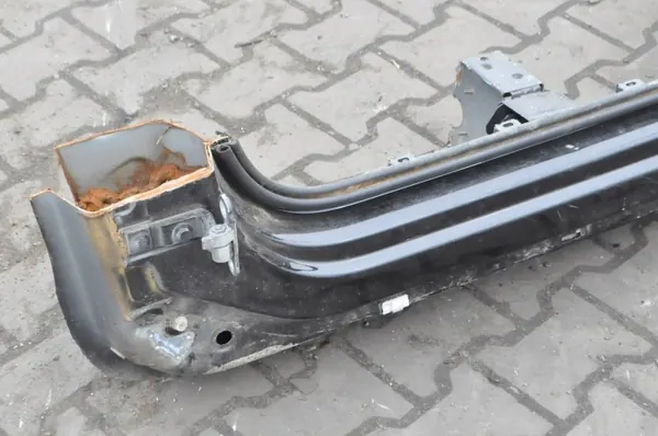 Volvo XC90 II vasen kynnyspylväs OEM 212883 image 4