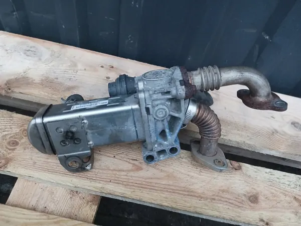 Pathfinder III R51 Navara 2.5 D40 Enfriador de Escape 14735-5X00B image 3