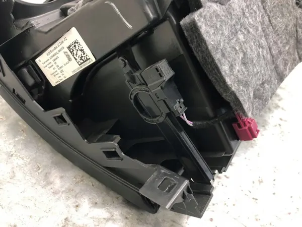 Luvas passageiro Mercedes W205 OEM A2056800091 image 7