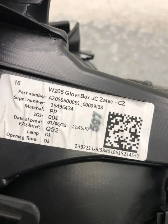 Luvas passageiro Mercedes W205 OEM A2056800091 image 9