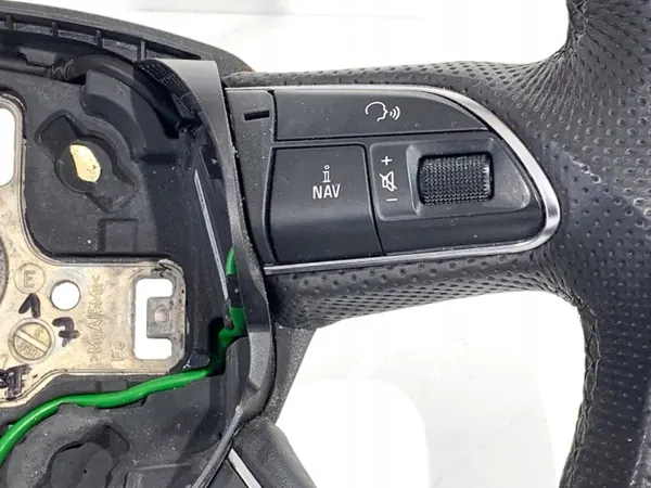 Volant OEM LORK-1796-20118 pour Audi A4 B8 image 4