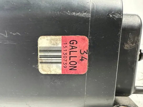 OEM 7GM327A Kraftstoffdampf-Filter - Gebraucht image 6