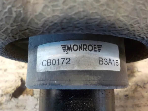 Support de cabine droit OEM CB0172 pour Scania R image 5