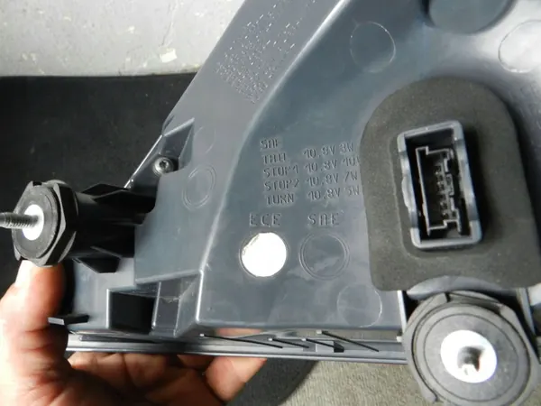 Luz trasera LED izquierda para BMW Serie 6 image 5