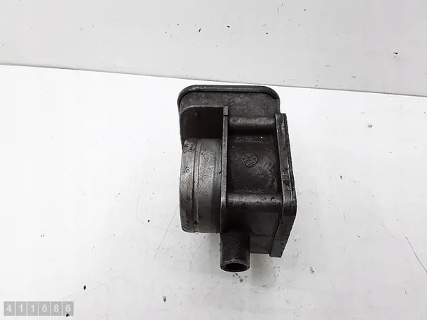 Corpo farfallato VW Golf 2000 1900SDI 038128063C image 4