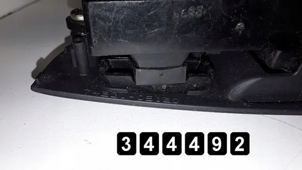 Interruptor OEM AM-344492 para Toyota Avensis 2001 image 3