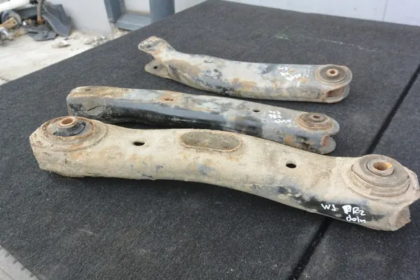 Braccio di Controllo Inferiore Anteriore Jeep Grand Cherokee WJ OEM image 2