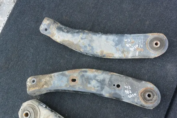 Braccio di Controllo Inferiore Anteriore Jeep Grand Cherokee WJ OEM image 8