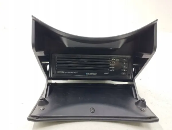 Changer 5 CD Maserati OEM 7607769150 pour 4200GT image 2