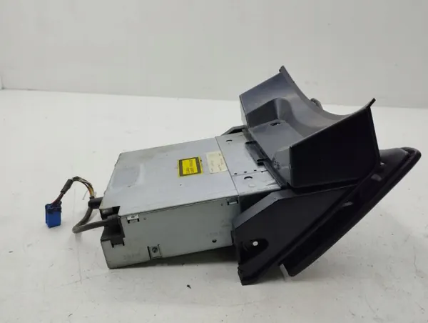 Changer 5 CD Maserati OEM 7607769150 pour 4200GT image 3