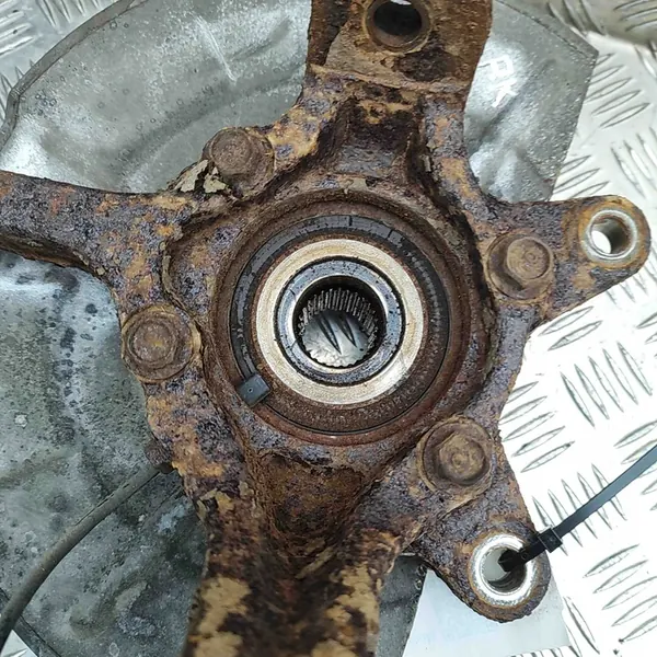 Snodo anteriore sinistro Suzuki Grand Vitara II image 5