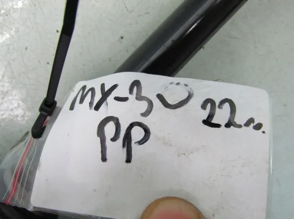 Mazda MX-30 22R Rechter Spurstangenkopf - OEM Teil image 6