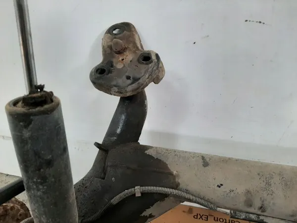 Ford Fiesta MK5/MK6 Viga ABS Tambor OEM 2S615K574JM image 7