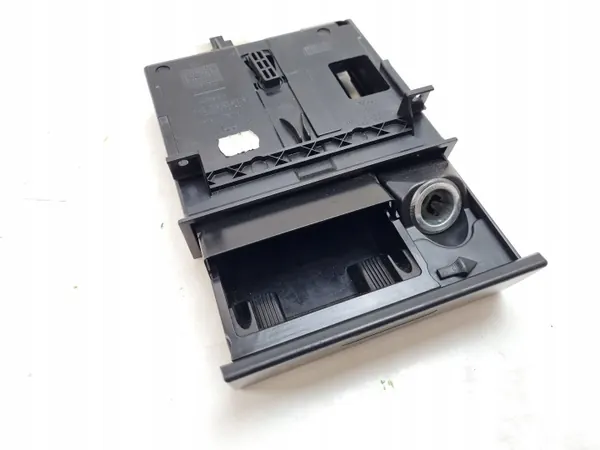 Cendrier tableau de bord Porsche Cayenne OEM 7L5857321B image 2