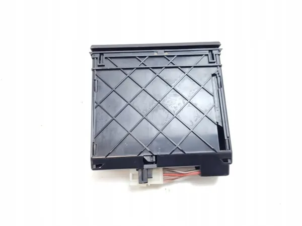 Cendrier tableau de bord Porsche Cayenne OEM 7L5857321B image 3