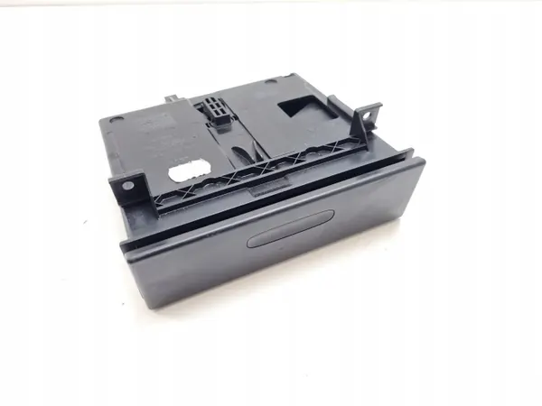Cendrier tableau de bord Porsche Cayenne OEM 7L5857321B image 4