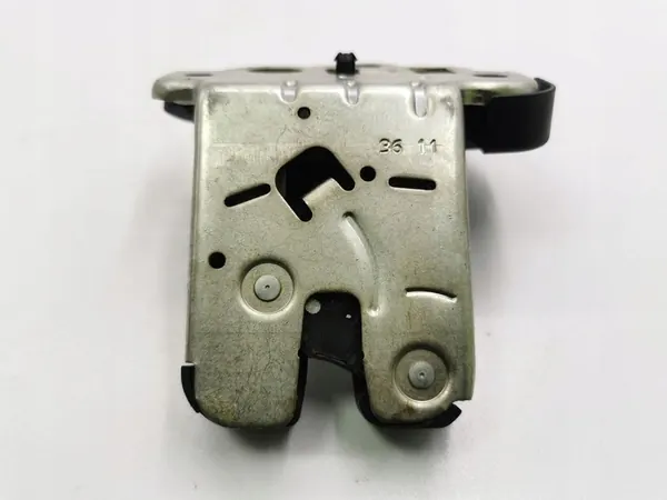 Audi A6 C7 2011 Baklucka Lås image 6