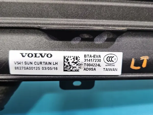 Store de coffre Volvo S90 II OEM 31417230 image 5