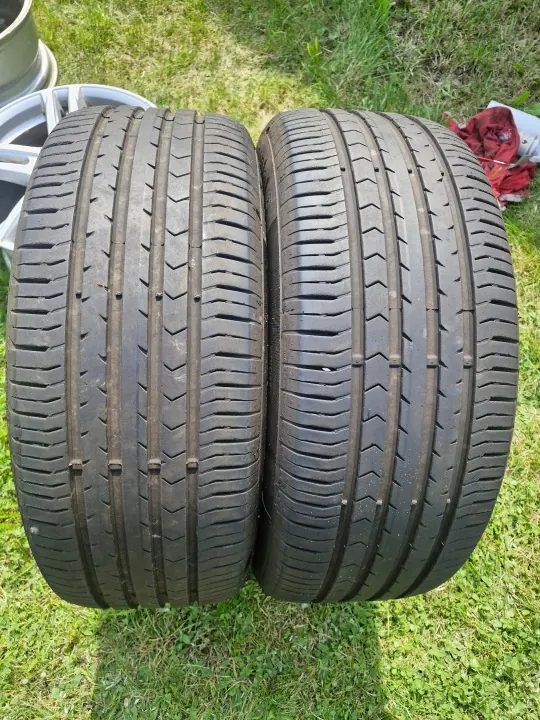Talvirenkaat 225/55/17 Continental TS850P Pari image 2
