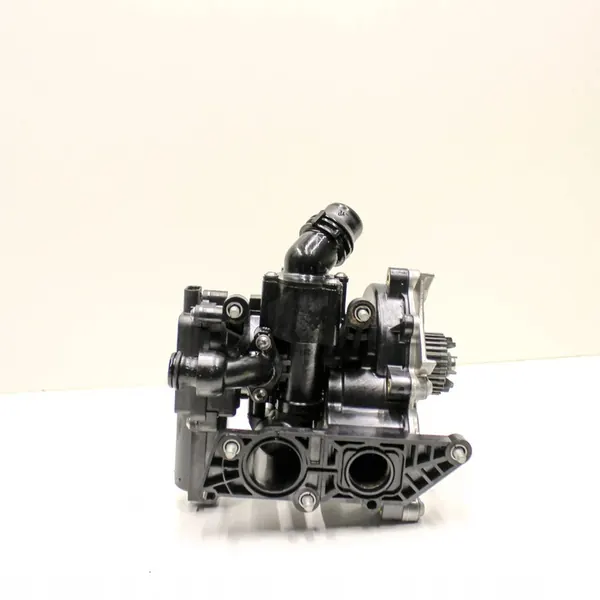 Vattenpump Porsche Macan (95B) 06L121111N image 5