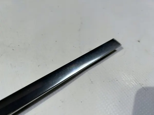 Maserati GranTurismo achter rechts raamrubber OEM 432510 image 5