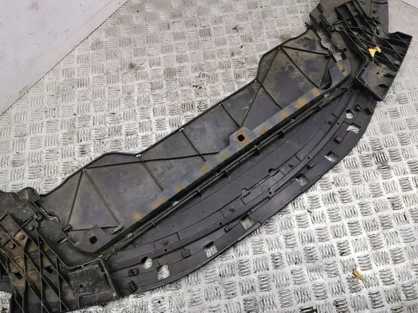 Volvo S60 2012 Tampa do para-choque dianteiro / Absorvedor image 5