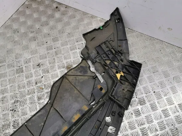 Volvo S60 2012 Tampa do para-choque dianteiro / Absorvedor image 6