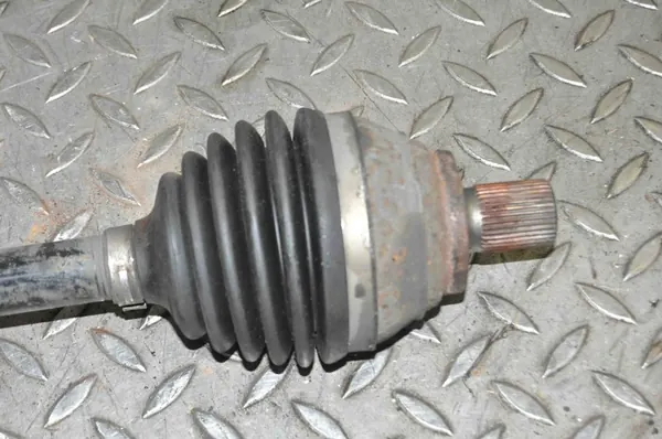 Fram vänster axel VW Scirocco 1.4L 1K0407271KP image 3