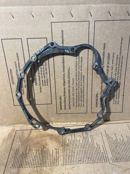 Audi A4 S4 B6 2003 Espace de Boîte de Vitesses OEM 01E103551C image 3