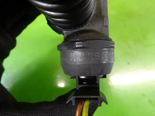 Audi Einspritzdüse OEM 038130073AJ für A3 8L 1.9 TDI image 4