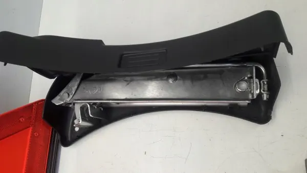 Kit de reparação Audi OE para A4 B7 - Estado usado image 3