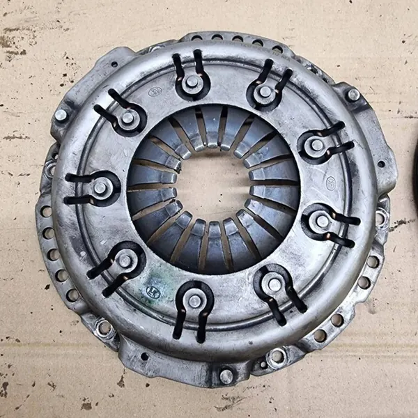 Plateau d'embrayage OEM 320026110 pour Opel Corsa D image 7