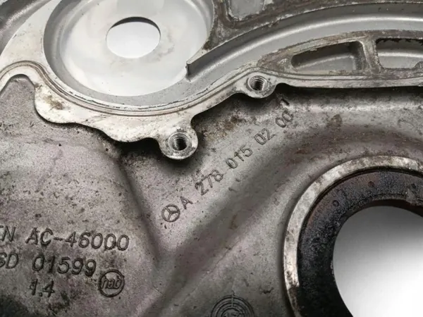Jakoketjun kansi OEM A2780150200 Mercedes-Benzille image 3