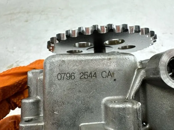 Bomba de aceite Ford Ranger 2016 OEM 07962544CA image 9